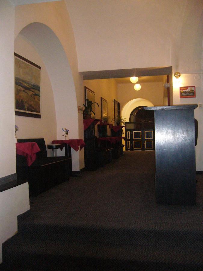 Hotel Posta Benesov  Exterior foto