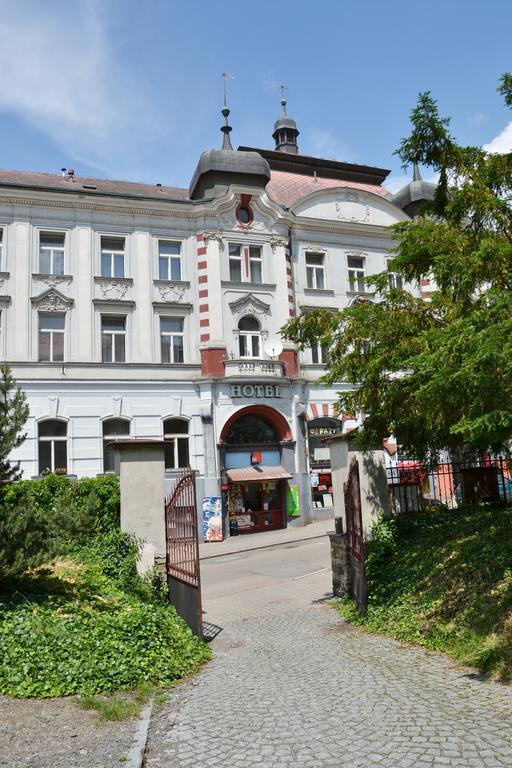 Hotel Posta Benesov  Exterior foto